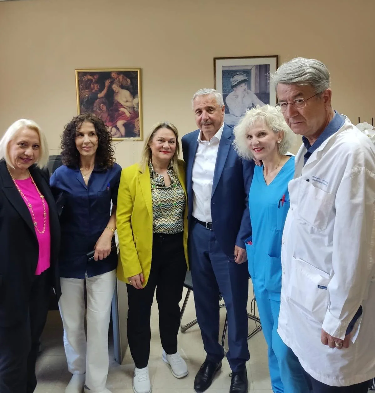 Συναντήθηκα με τη Διοίκηση και τους εργαζόμενους στον Ερυθρό Σταυρό, ένα από τα μεγαλύτερα νοσοκομεία του Λεκανοπεδίου (13.05.2024)