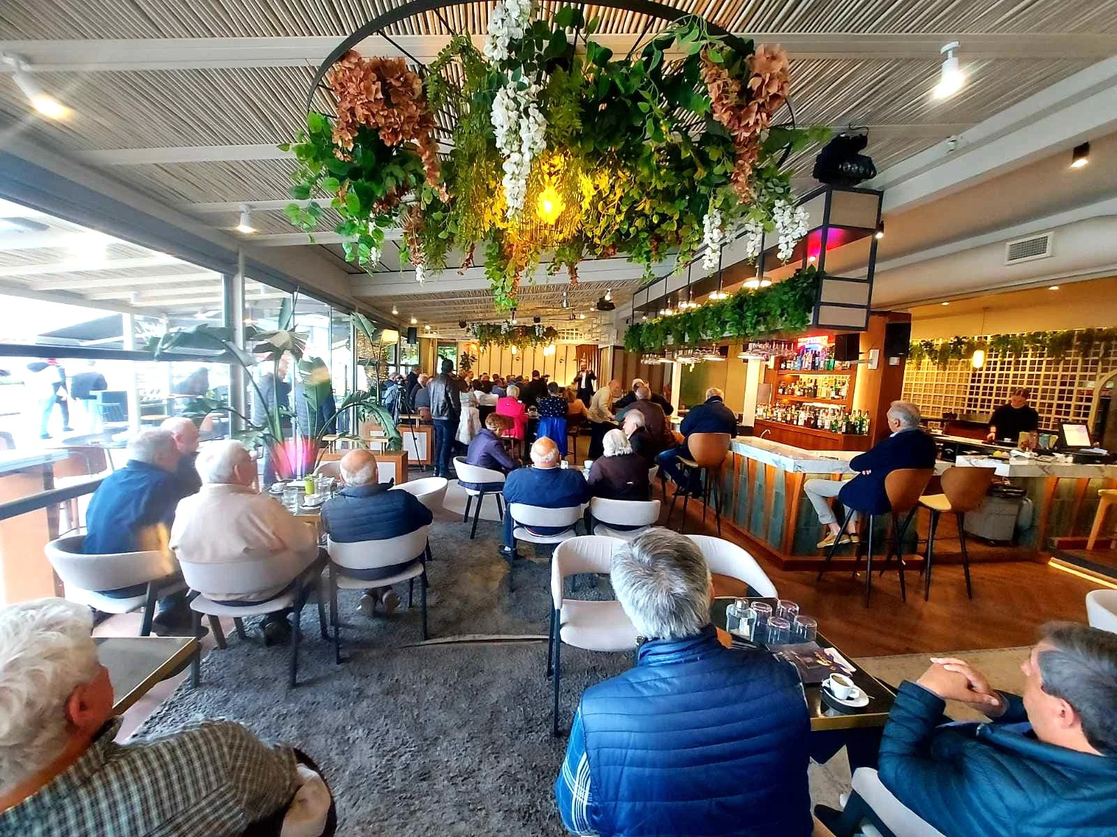 Στην Καβάλα, σε μια πολύ ωραία συγκέντρωση μελών και φίλων του ΠΑΣΟΚ, συζητήσαμε για το διακύβευμα των ευρωεκλογών και για την ανάγκη να υπάρξει προοδευτικό ανάχωμα απέναντι στην αλαζονεία της ΝΔ (15.05.2024)