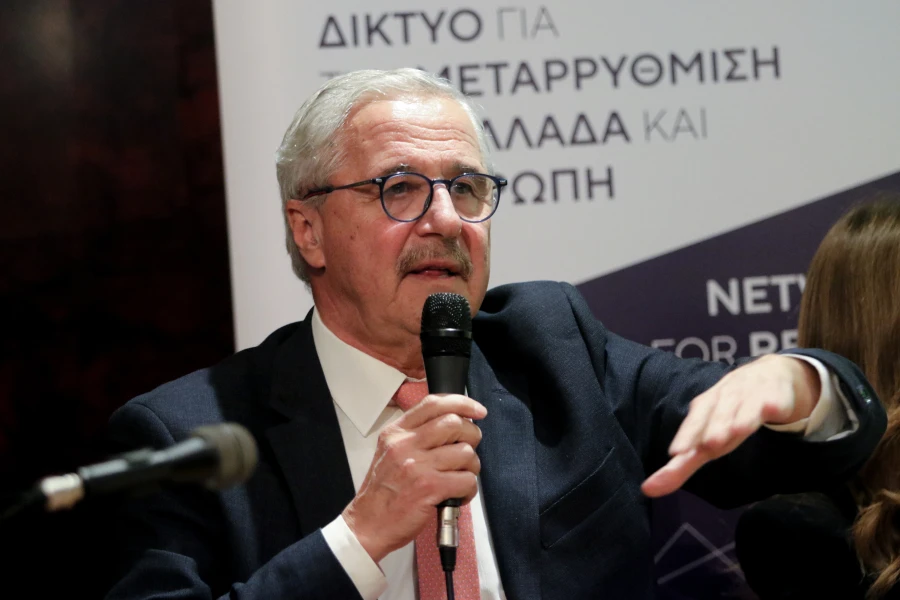 Συνέντευξή μου στο Dnews «Η κεντροδεξιά τροφοδοτεί την ακροδεξιά» (14.01.2025)