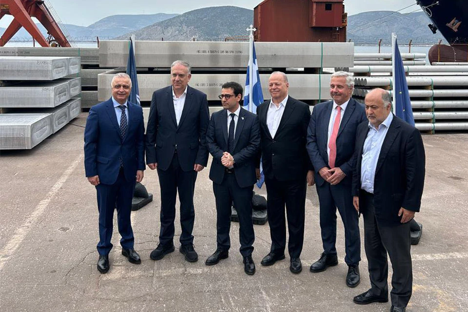 Στις εγκαταστάσεις της Metlen, του Ομίλου Μυτιληναίος, με τον Αντιπρόεδρο της Ευρωπαϊκής Επιτροπής Stéphane Séjourné για την παραγωγή Γάλλιου, σπάνιου μέταλλου για την ενεργειακή κ ψηφιακή μετάβαση (27.03.2025)